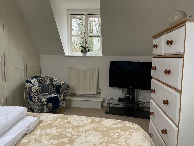 Charming Detached Cottage Guest Room in Silsoe Village - Chambres d'hôtes Bedford