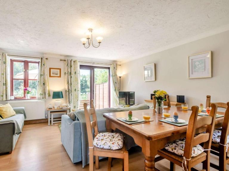 2 Bed in Norwich oc-88981 - Bed and Breakfast Honing