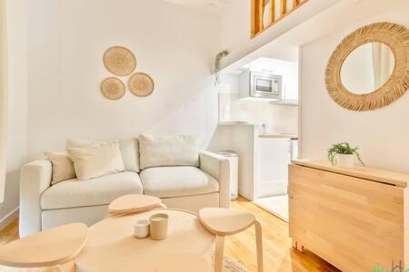 WeHost - Studio cosy & lumineux pour 4 – au cœur de Paris - B&B Paris