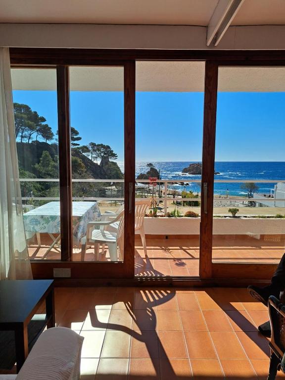 MM-Precioso piso con terraza y vistas al Mar A/C - B&B Tossa de Mar