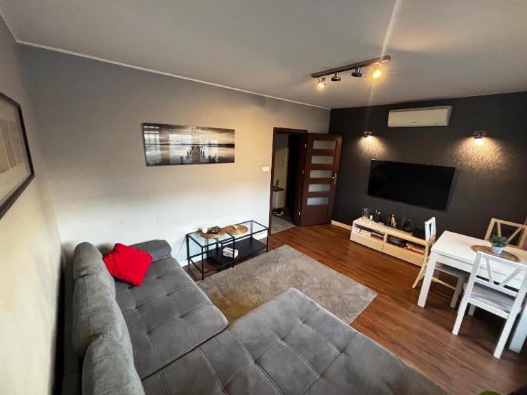 Nice and quiet apartment - Ferienwohnung Warschau