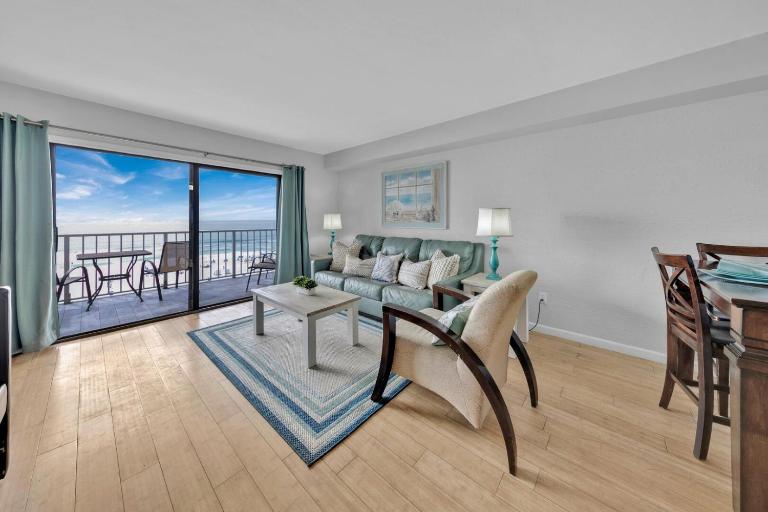 Oceanfront Condo #629 at Summit Beach Resort - Chambres d'hôtes Panama City Beach