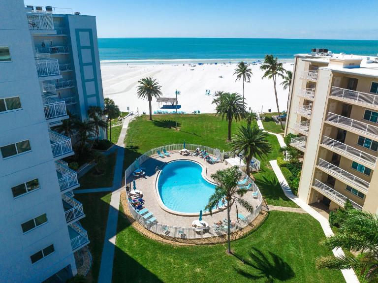 Jamaica Royale T63 - B&B Siesta Key