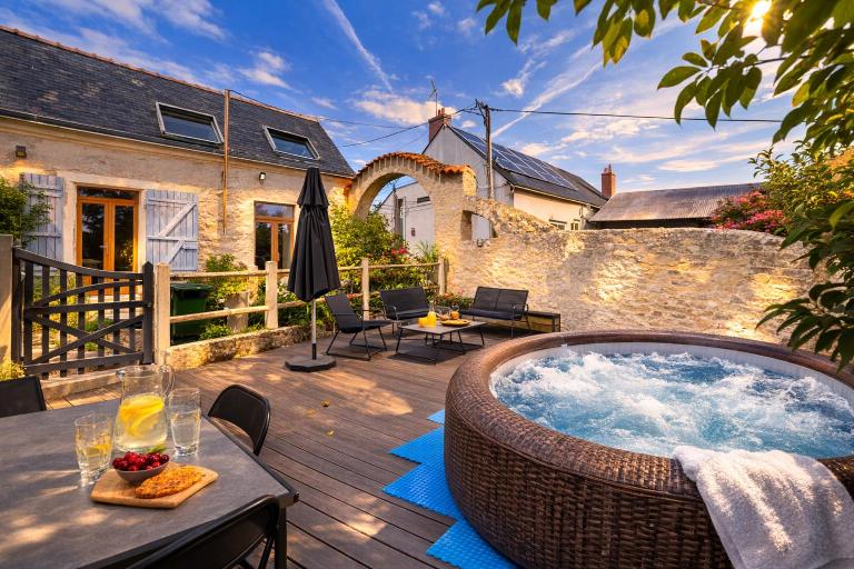 Gîte L'Arche - Maison familiale 7 pers avec jacuzzi privatif entre Blois et Amboise - B&B Chouzy-sur-Cisse