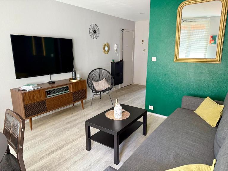 Hyper centre Appartement 2 chambres avec parking - B&B Clermont-Ferrand