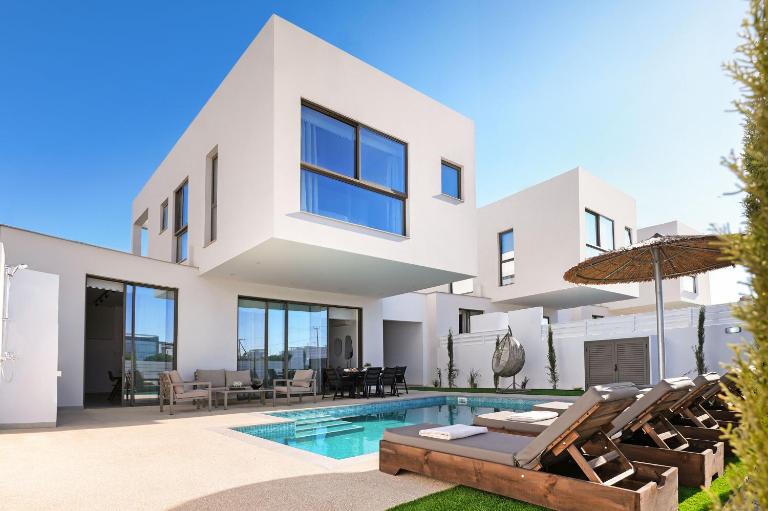Princess Margaret Luxury Villa - B&B Protaras