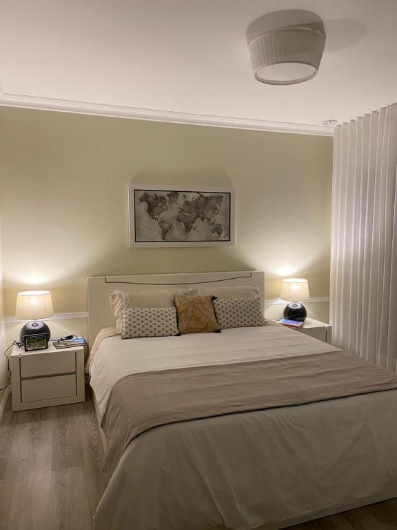 Modern room (with deck) - Bed and Breakfast Povoação