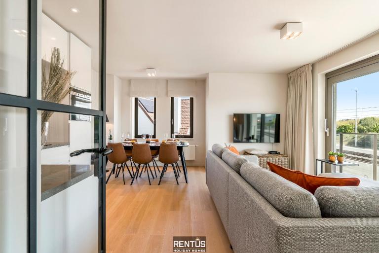 Sealine - modern apartment at 100m from the beach - B&B Oostduinkerke