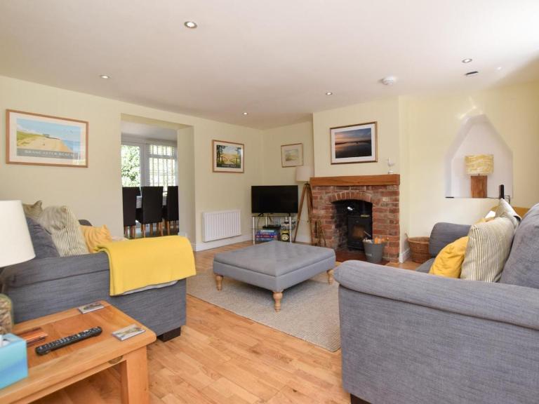 4 Bed in Kings Lynn oc-91588 - Bed and Breakfast Docking
