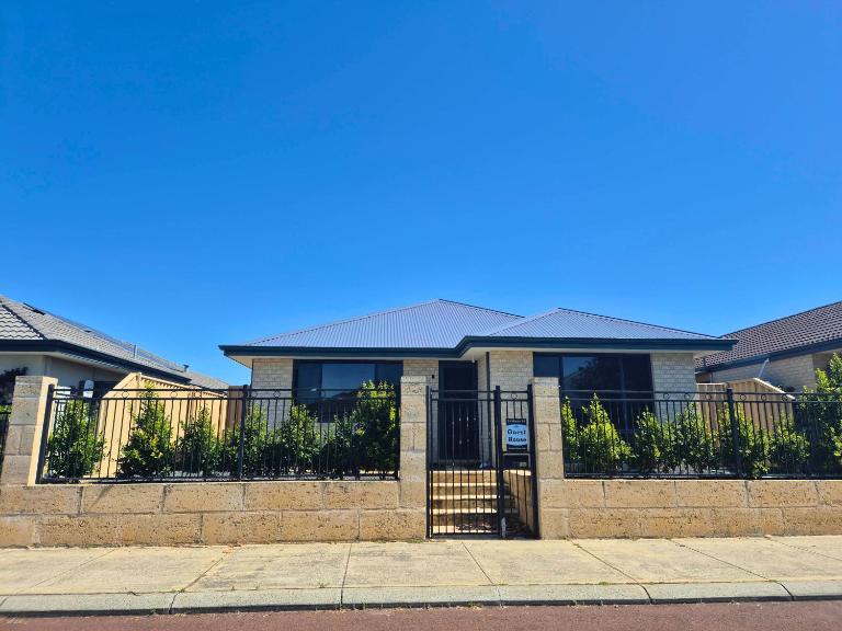 Dalyellup Guest House- Walk to Shops, Near Beach & Bunbury - Bed and Breakfast Bunbury