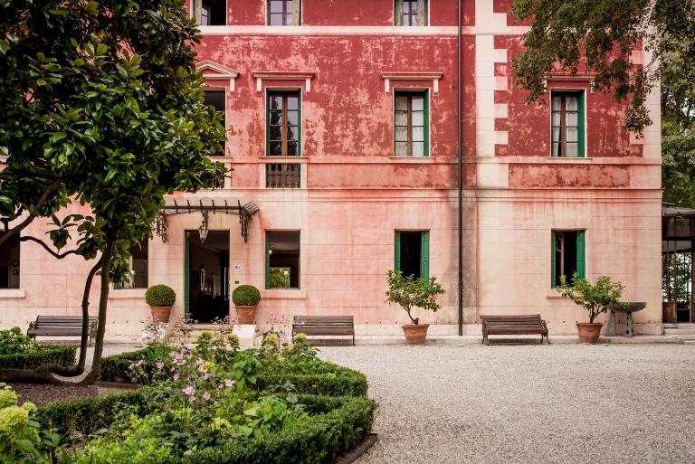 Villa Dei Cipressi Wine Resort - Bed and Breakfast Sona