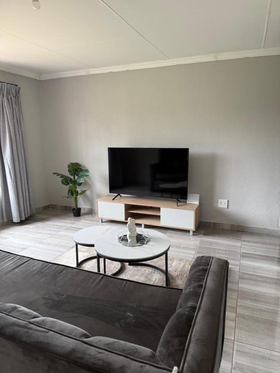 Langa Pretoria North Apartments - B&B Pretoria