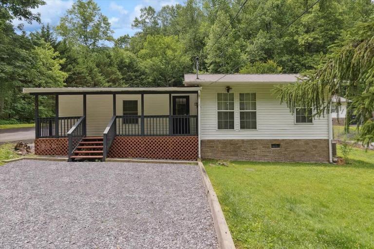 Creekside Retreat by Beyond Expectations - Ferienwohnung Pigeon Forge
