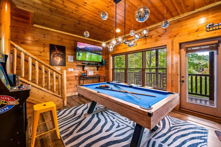 Smoky Haven Retreat by Beyond Expectations - Chambres d'hôtes Pigeon Forge