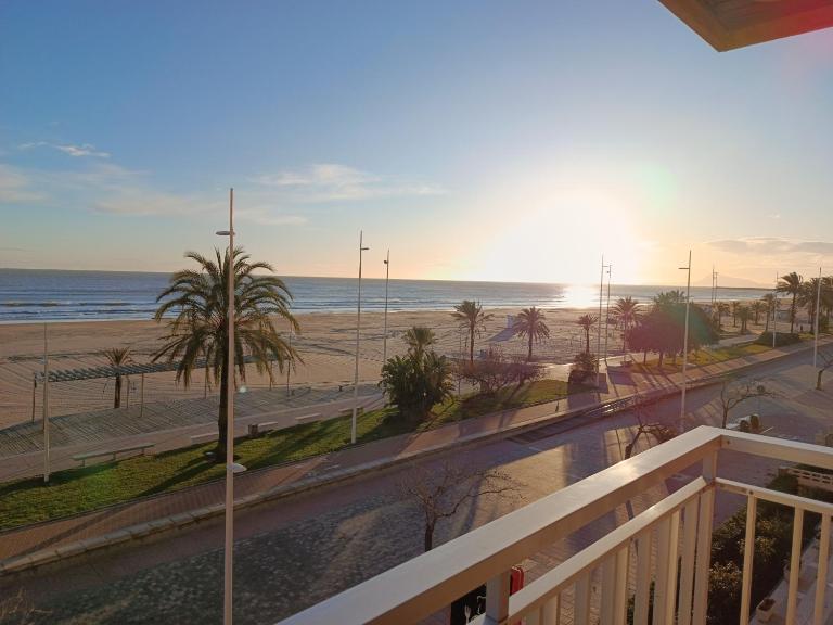 Primera línea Playa Gandia - B&B Gandía