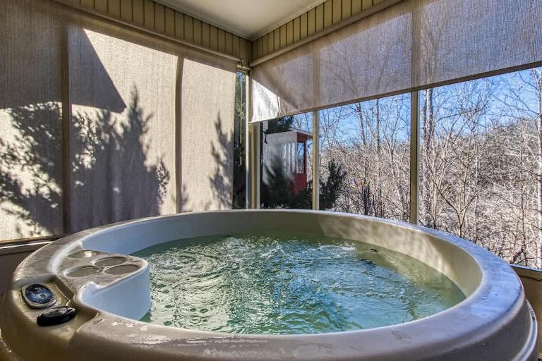 Saddleback Retreat by Beyond Expectations - B&B Sevierville
