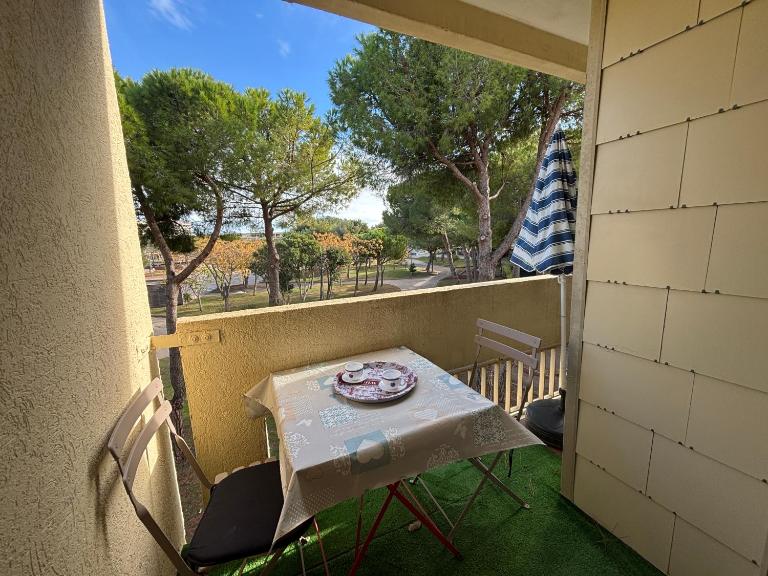 Cure et sérénité 2 étoiles avec ascenseur - Ferienwohnung Balaruc-les-Bains