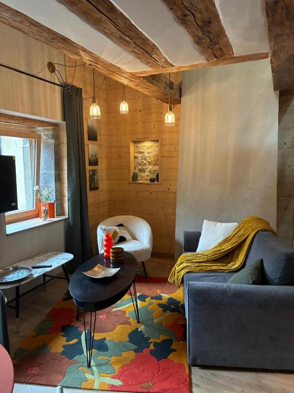 Loft Cocooning et Lumineux - Bed and Breakfast Arbois