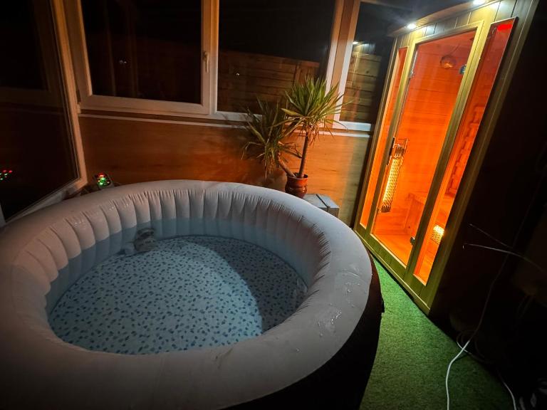 MaNo Apartman Siófok - Bed and Breakfast Siófok