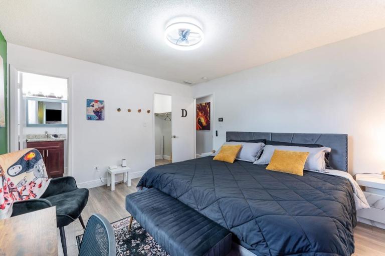 Orlando's Anime House - Ferienwohnung Orlando