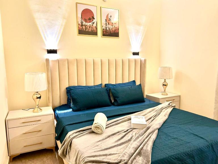 Heaven Four Suites - 3 Minutes Airport - Ferienwohnung Karatschi