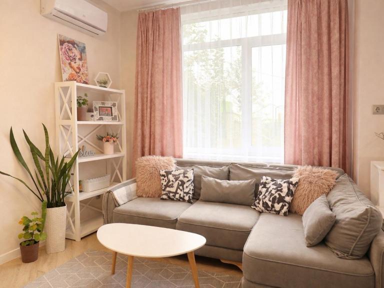 Розкішна квартира в сучасному житловому комплексі - B&B Kyiv
