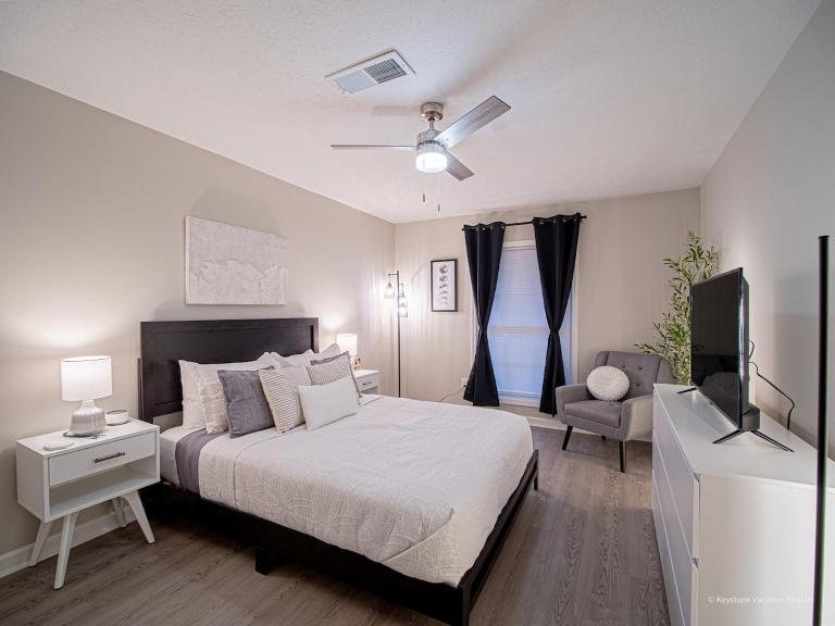 The Battery Hideaway - B&B Marietta