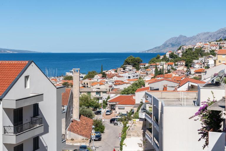 Villa Juric 2 - Chambres d'hôtes Baška Voda