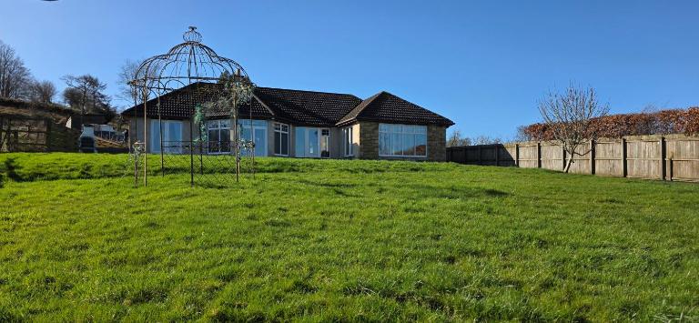 Whitlaw Wood Lodge - B&B Hawick