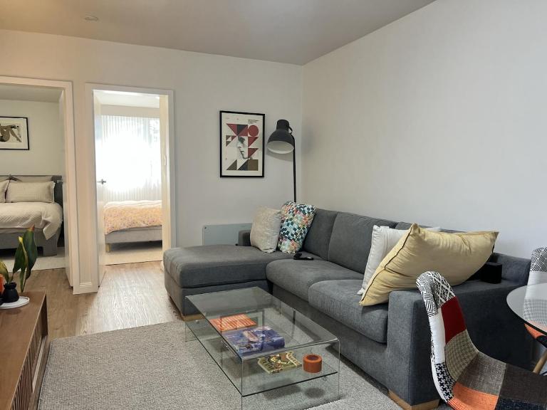 Ultra Convenient 2br ground floor Apartment - Ferienwohnung Melbourne