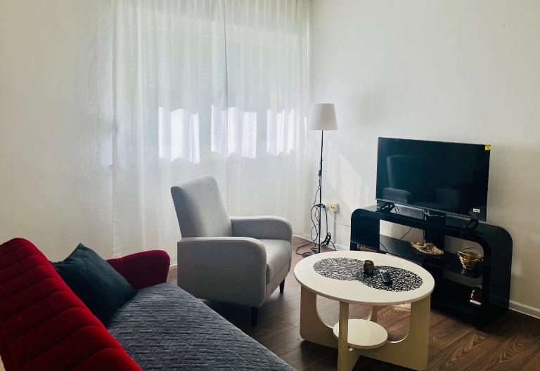 Apt Lirija - Free Garage&Parking - Chambres d'hôtes Mostar
