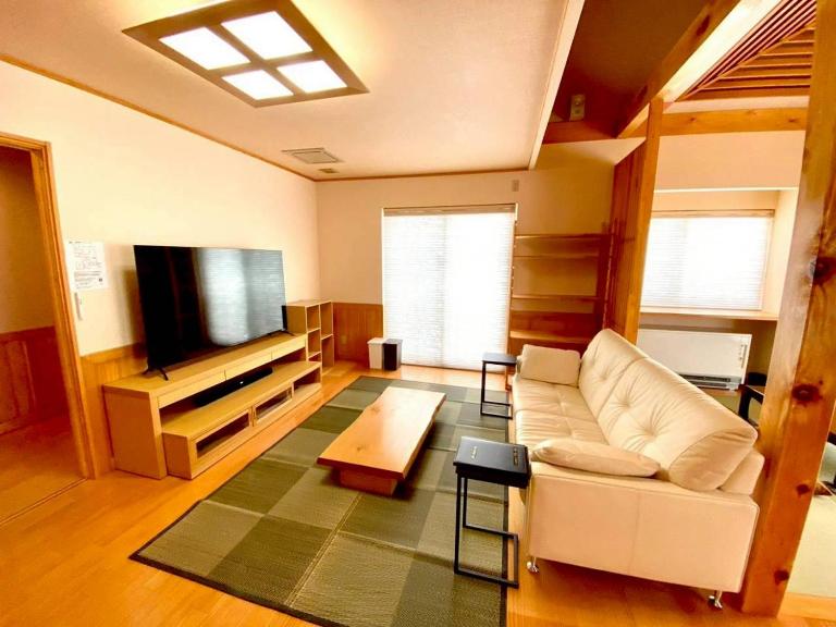 Luxury Villa N and N - Bed and Breakfast Aomori