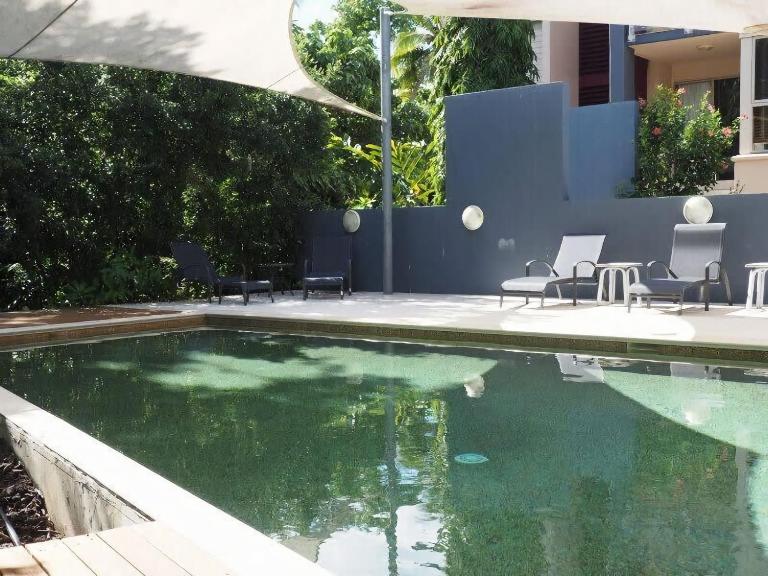 BHA 1 Beachfront Haven Fullhouse - Bed and Breakfast Mission Beach