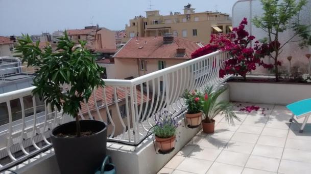 Val Roya Terrasse - B&B Niza