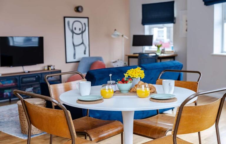 Seaside 2Bed En-suite Flat, Parking by Adliv - B&B Margate