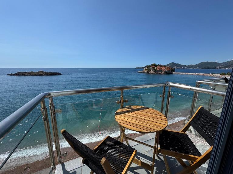 Plava Vila Penthouse - B&B Sveti Stefan
