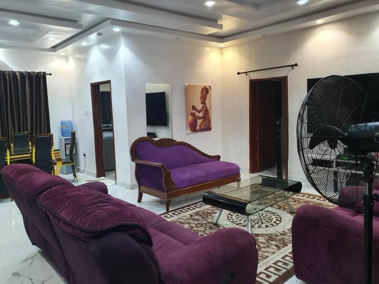 AJALA Lodge Executive Suite - B&B Badagry