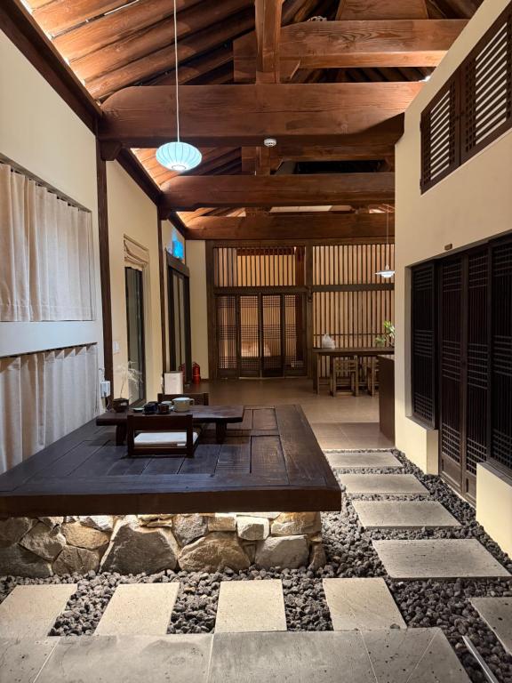 Stay Musso - Traditional Hanok with Private Jacuzzi - Ferienwohnung Jeonju