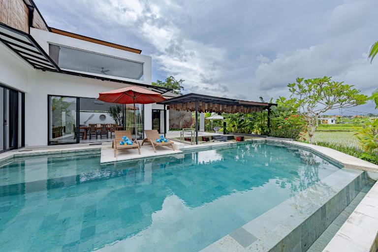 Villa Cakra - 4 bedroom Luxury Villa with Infinity Pool and Paddy Field View Ubud - B&B Ubud