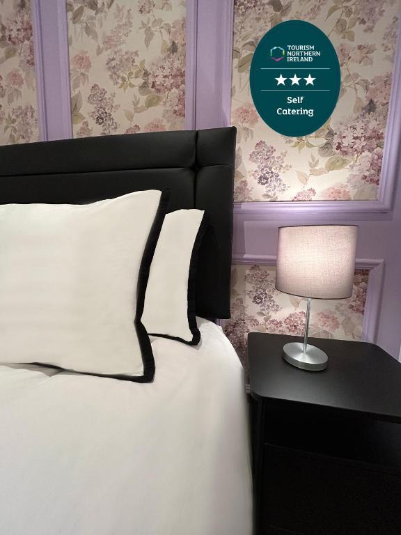 Entire PurpleApt near Belfast city centre - Free Parking - Ground floor - Chambres d'hôtes Belfast