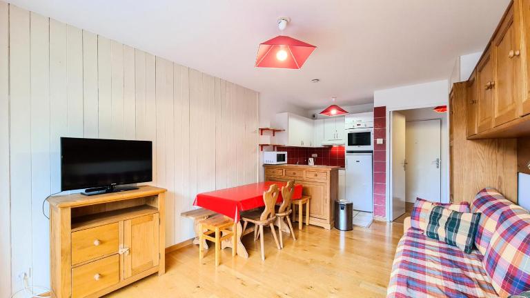 Résidence Les Pleiades - Appartement confortable · Centre station · Balcon MAE-7365 - Bed and Breakfast Flaine