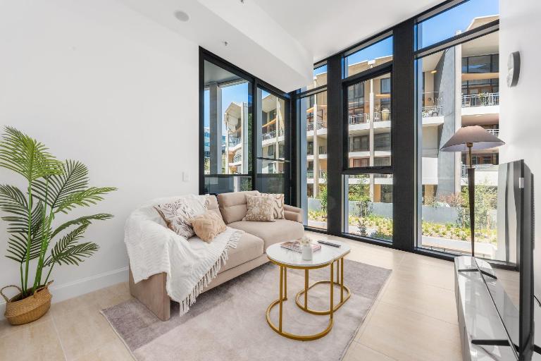 Central CBD Apartment with Pool, Gym n Parking - Ferienwohnung Canberra