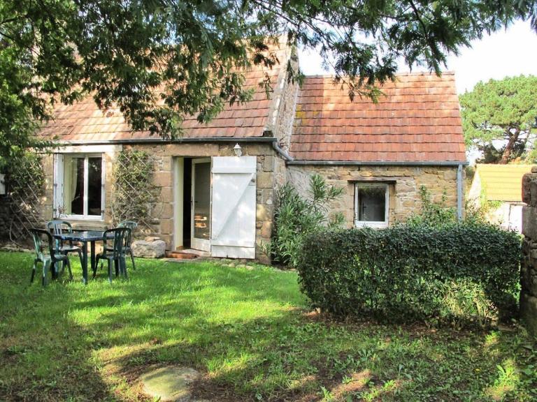 Résidence P26-tregastel - Run Rouz maison classée 2 proche mer, Wifi, jardin et parking MAE-3484 - B&B Trégastel