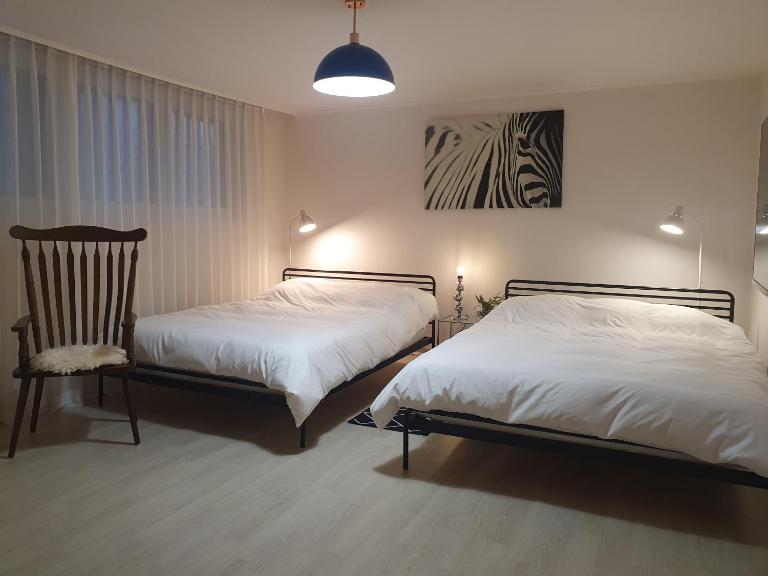 Casa Remanso, Spacious Gangnam Stay for 8 - Near 일원동 삼성서울병원 SMC, COEX, Lotte World - Free Parking, Luggage Storage - B&B Seúl