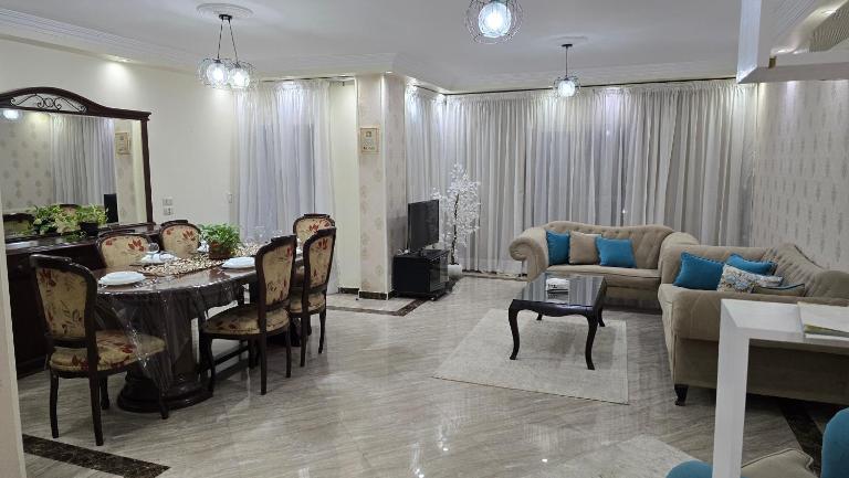 Apartment in Sheraton - B&B Cairo