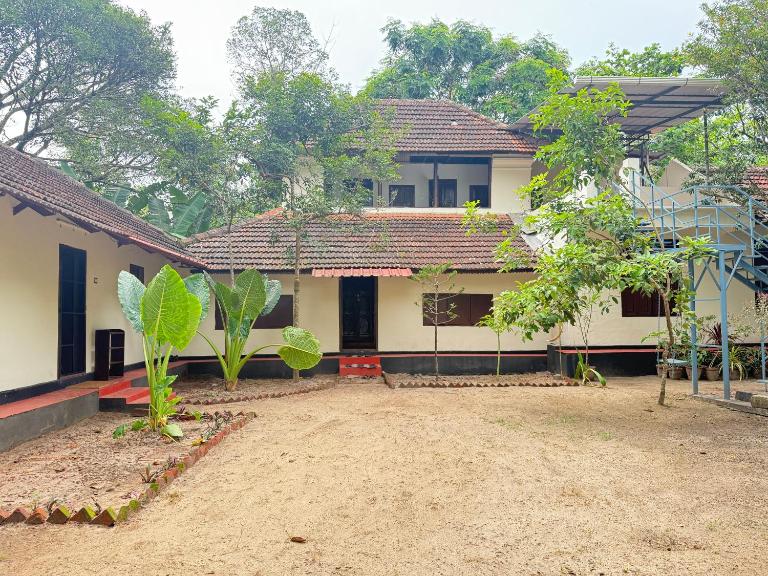 Leaves N' Spi-ces Heritage House - B&B Alleppey