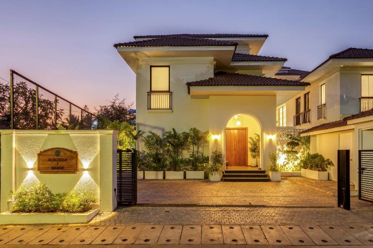 Alocassia 1 Vagator Luxury 4BHK Pvt Pool Villa - Bed and Breakfast Mormugao