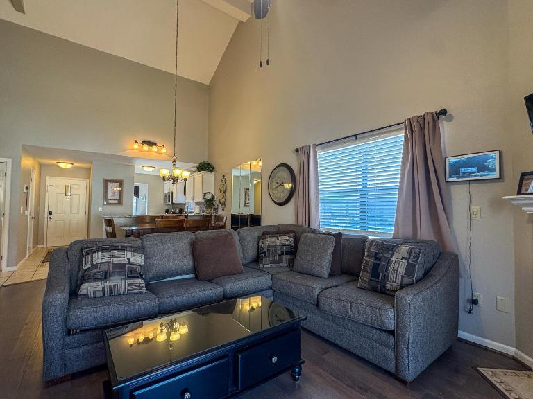 Spacious 3BR/3BA Pointe Royale Condo | Pools | Golf | Free Tickets Included l PR 55-5 - B&B Branson