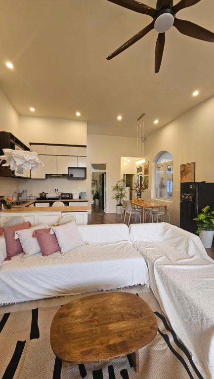 Homestay Vườn Gió Biển - Làng chài Tân Long, biển Đồi Dương, Lagi - B&B La Gi