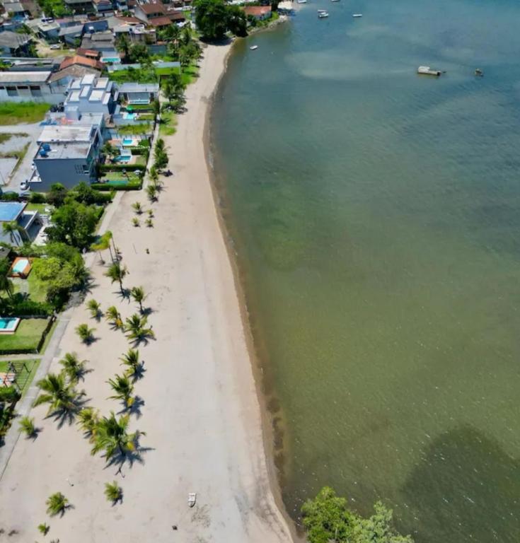Casa de praia em condomínio - Bed and Breakfast Angra dos Reis